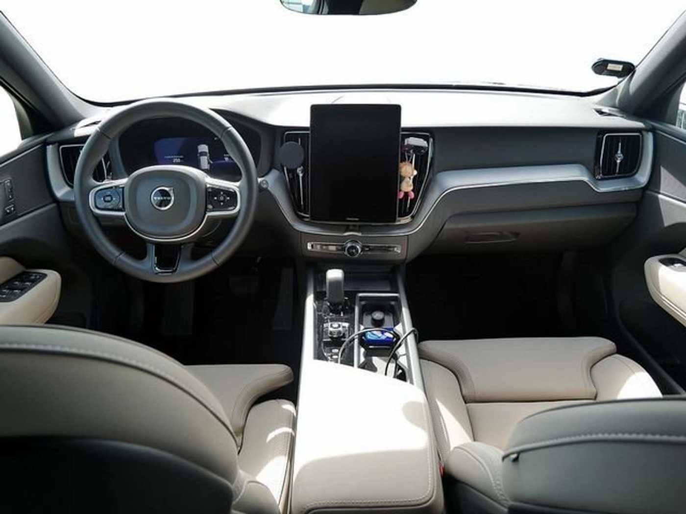 Volvo XC60 – Bild 9