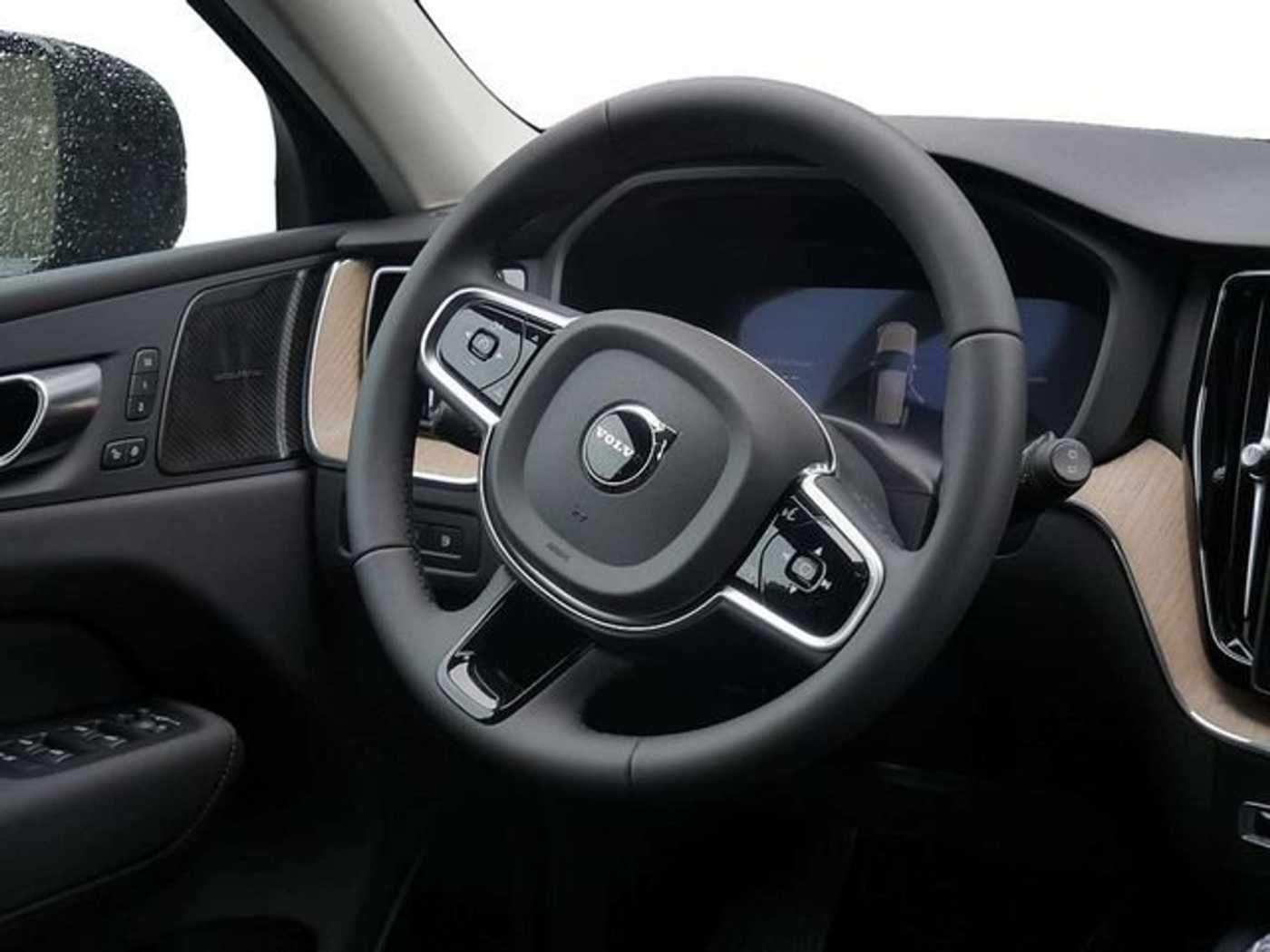 Volvo XC60 – Bild 6