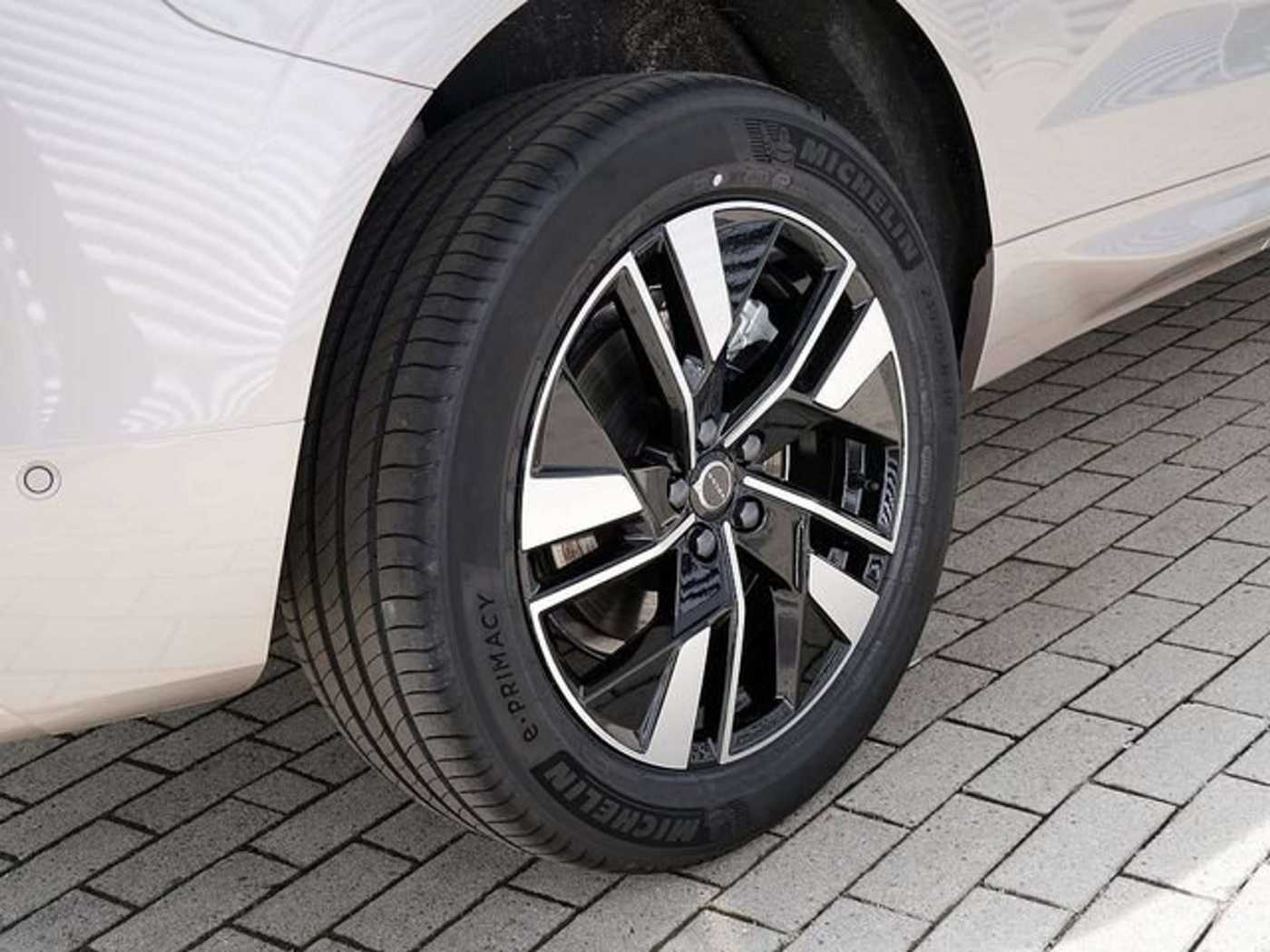 Volvo XC60 – Bild 12