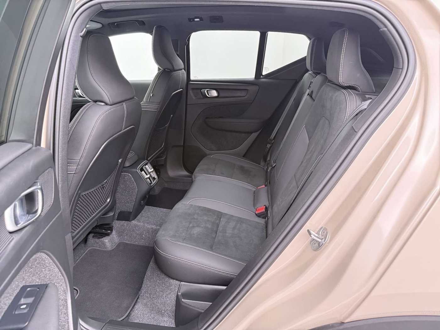 Volvo XC40 – Bild 14