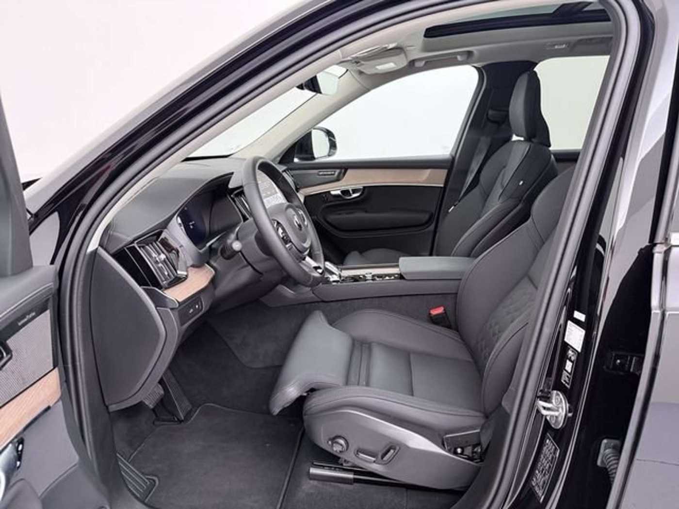 Volvo XC90 – Bild 12