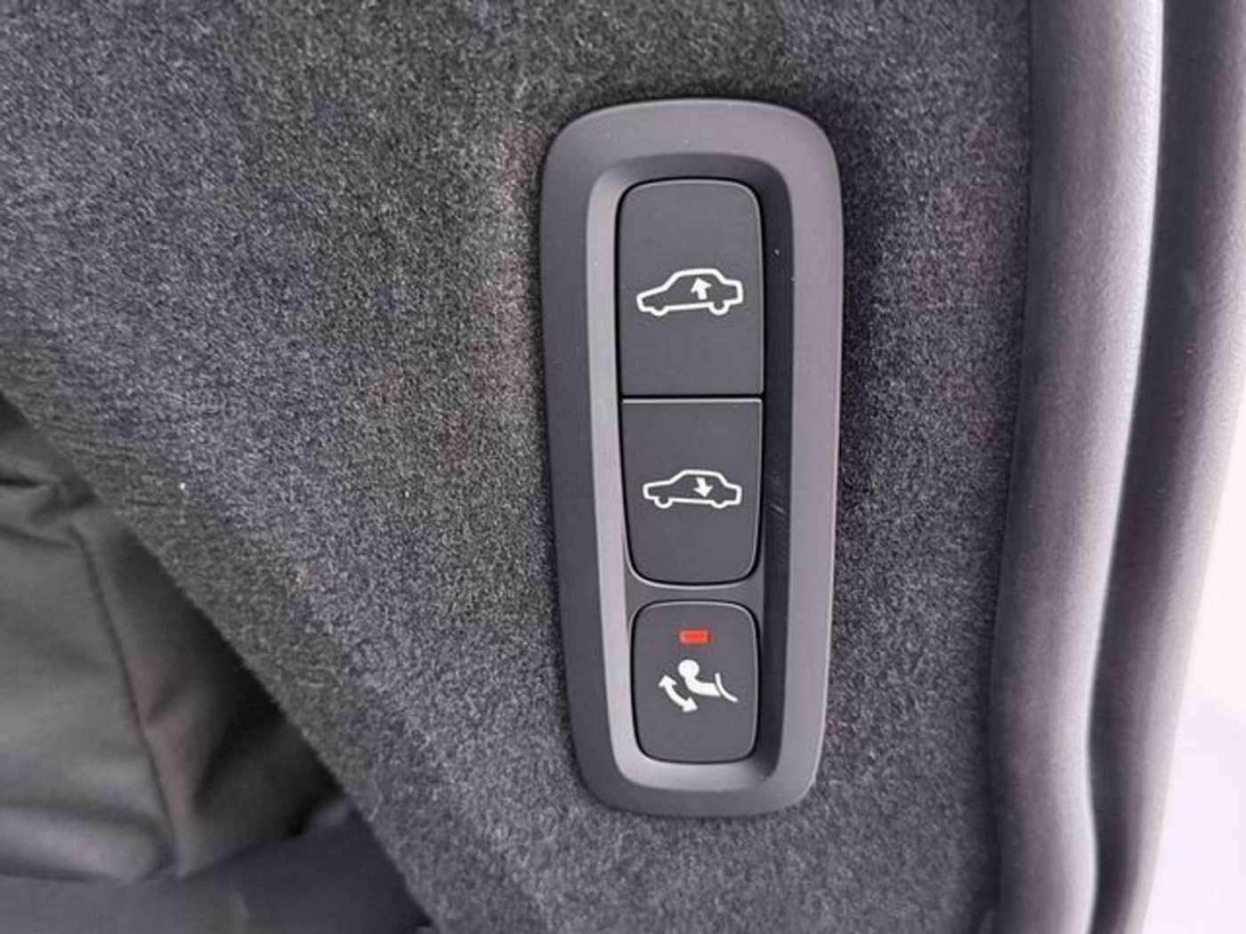 Volvo XC90 – Bild 20