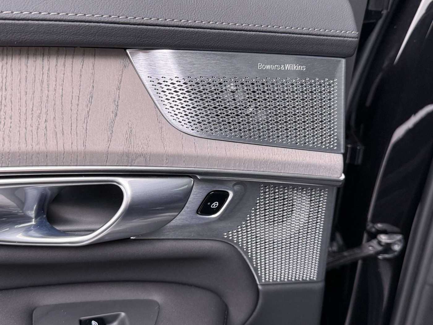 Volvo XC90 – Bild 16