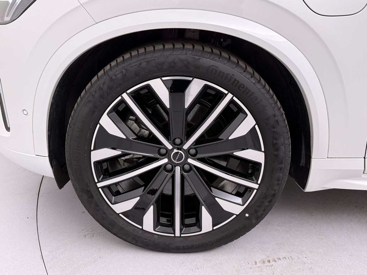 Volvo XC90 – Bild 9
