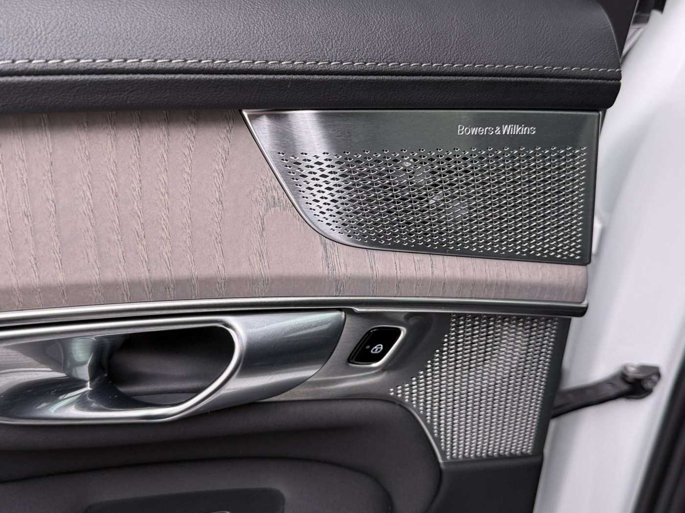 Volvo XC90 – Bild 16