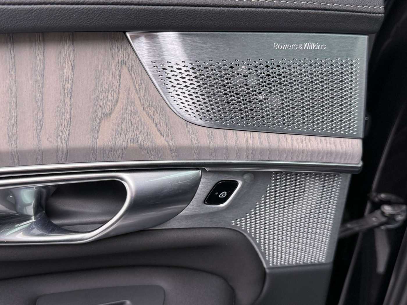 Volvo XC90 – Bild 16