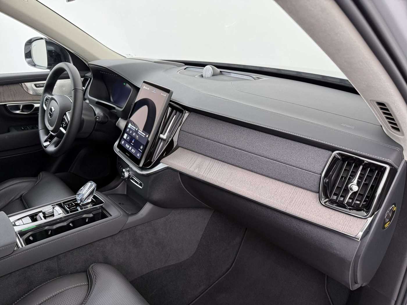 Volvo XC90 – Bild 32