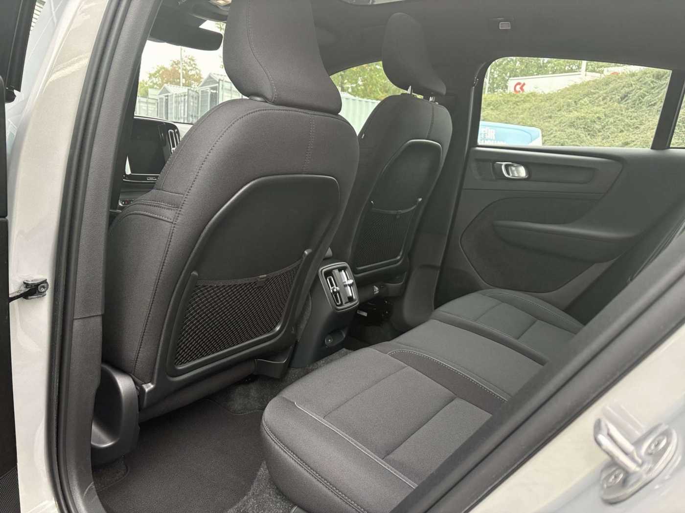 Volvo C40 Recharge – Bild 13