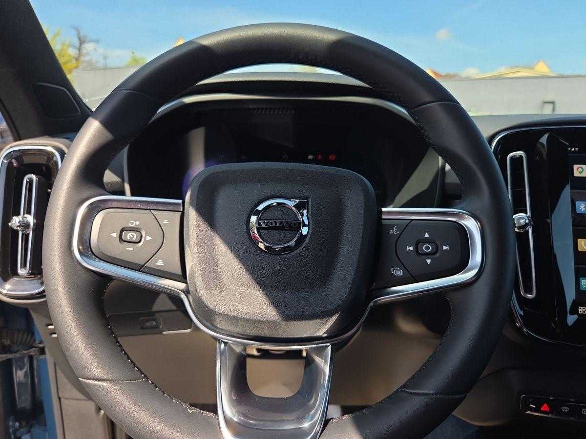 Volvo XC40 – Bild 12