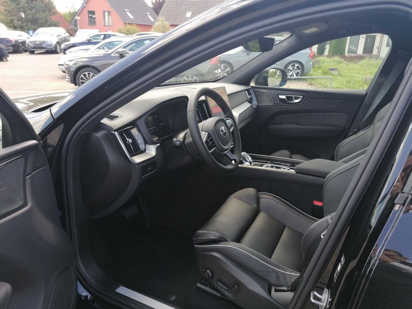Volvo XC60 – Bild 3