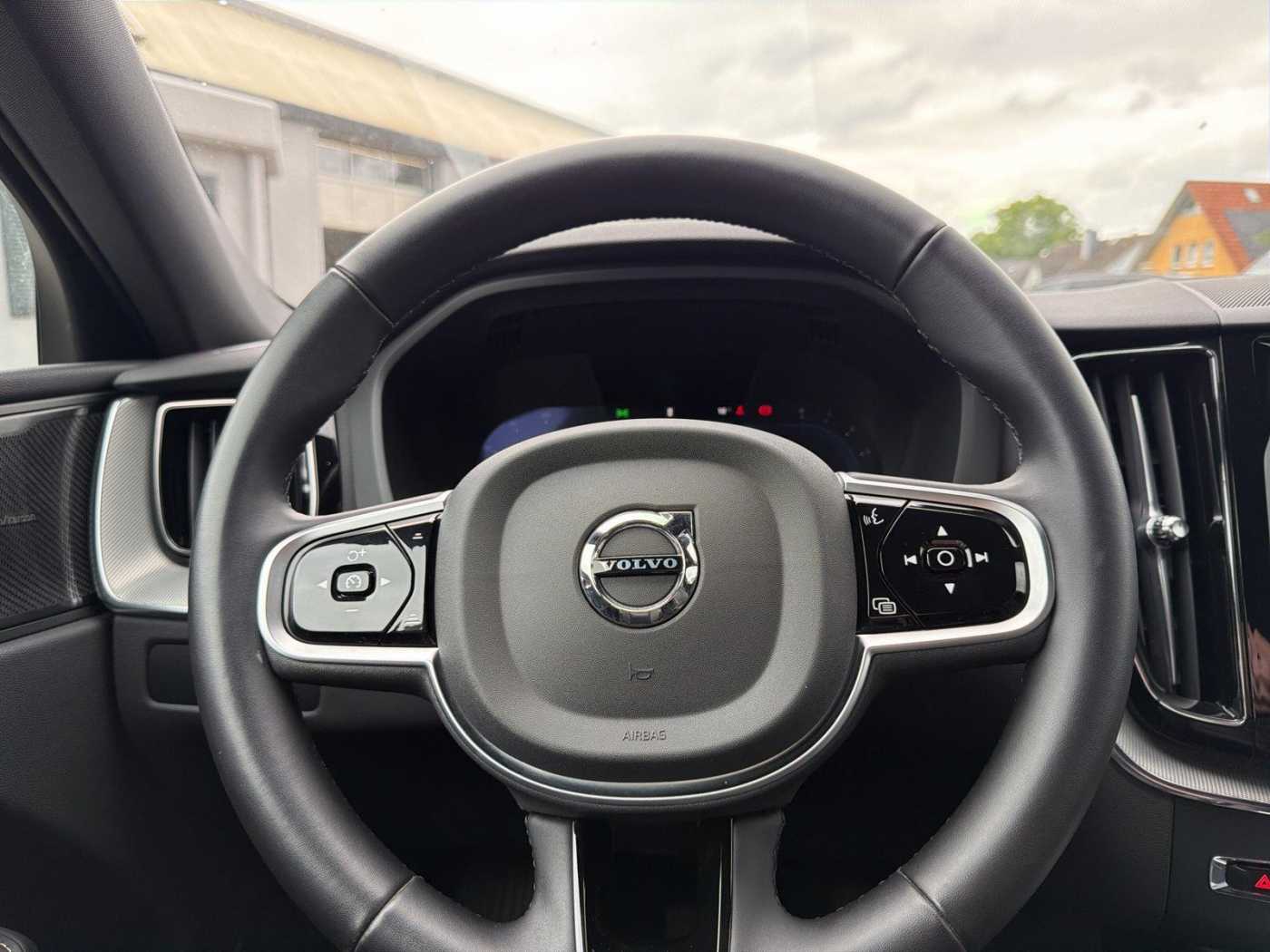 Volvo XC60 – Bild 11