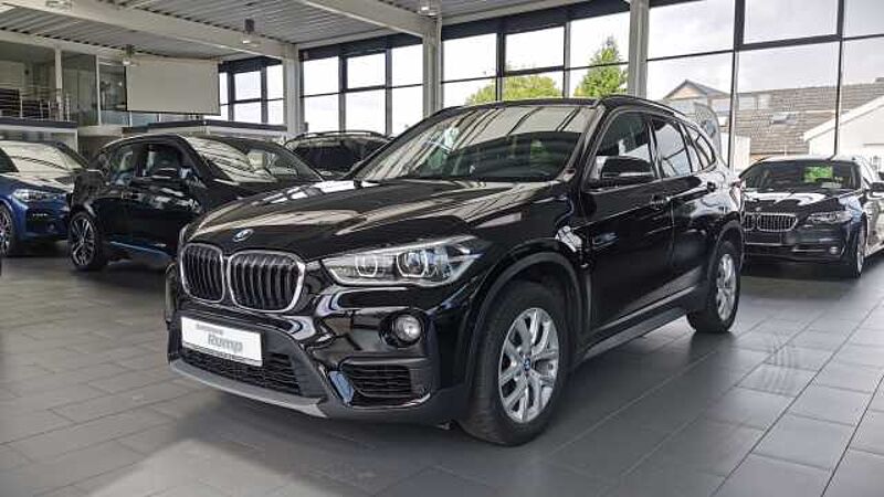 BMW X1 sDrive18i Aut. Interieur Sport, LED, PDCv+h