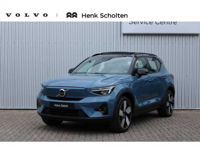 XC40 in Fjord Blue