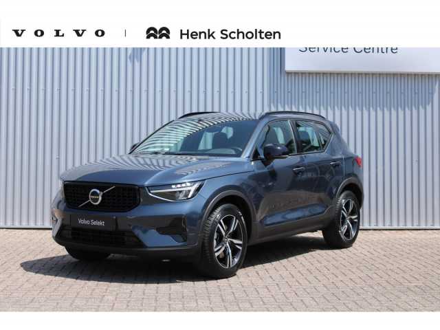 XC40 in Denim Blue