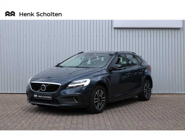 V40 Cross Country in Denim Blue