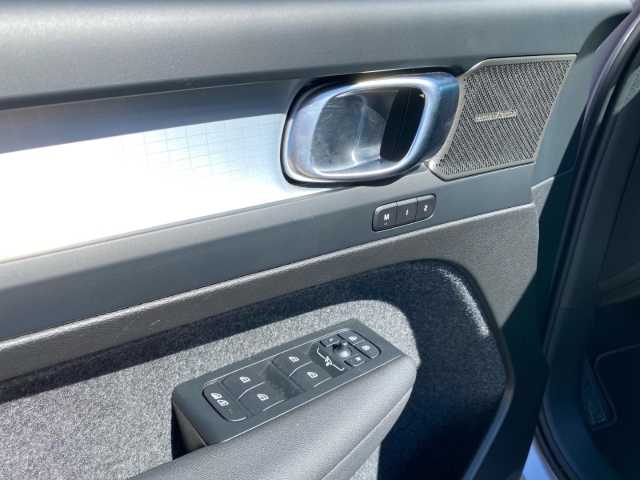 Volvo XC40 – Bild 11
