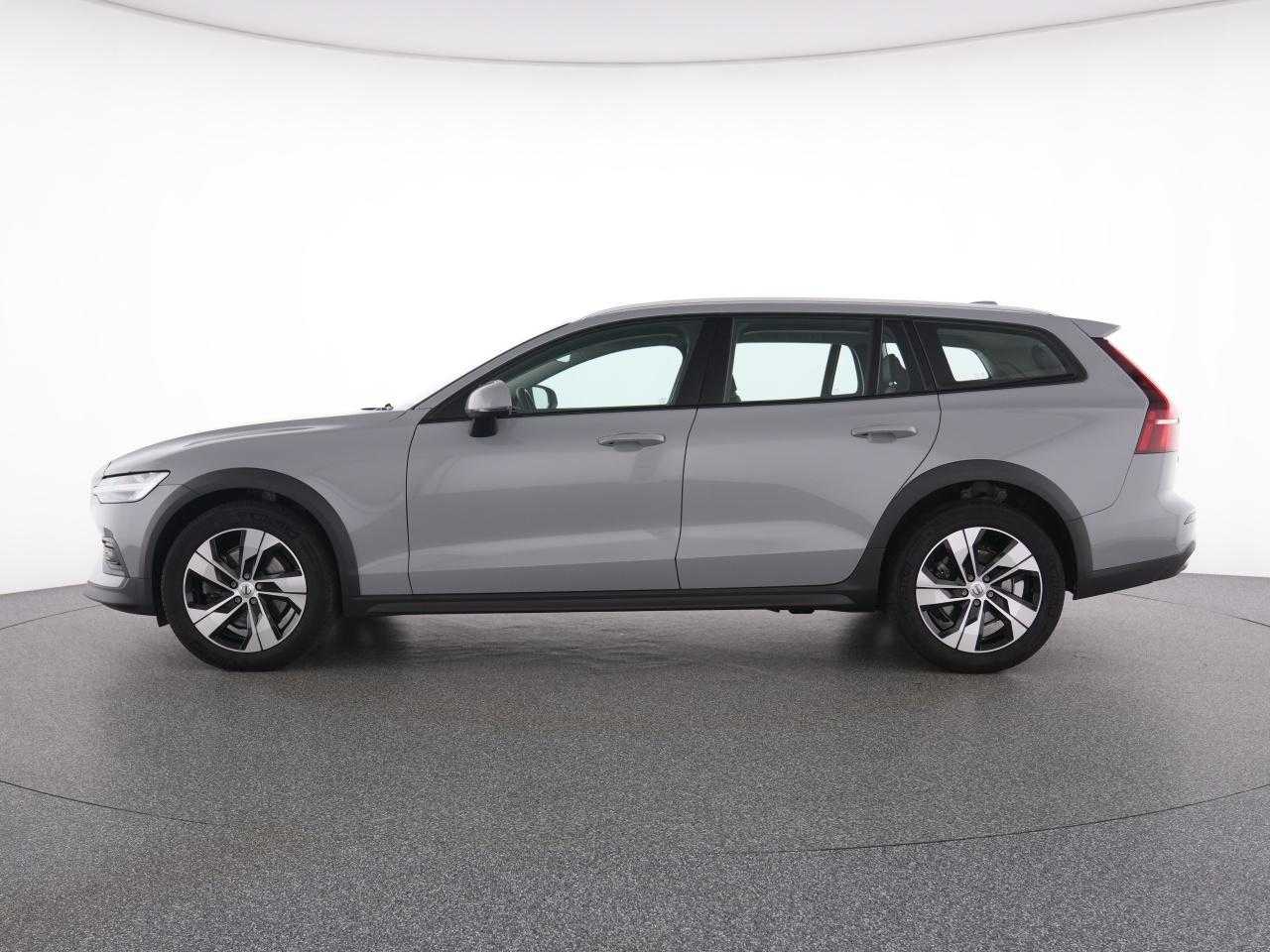 Volvo V60 Cross Country – Bild 11