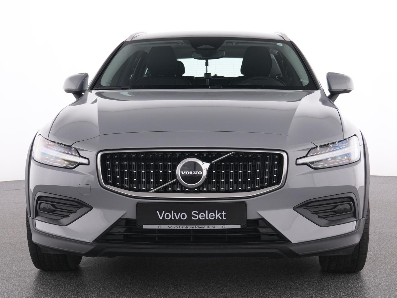 Volvo V60 Cross Country – Bild 15