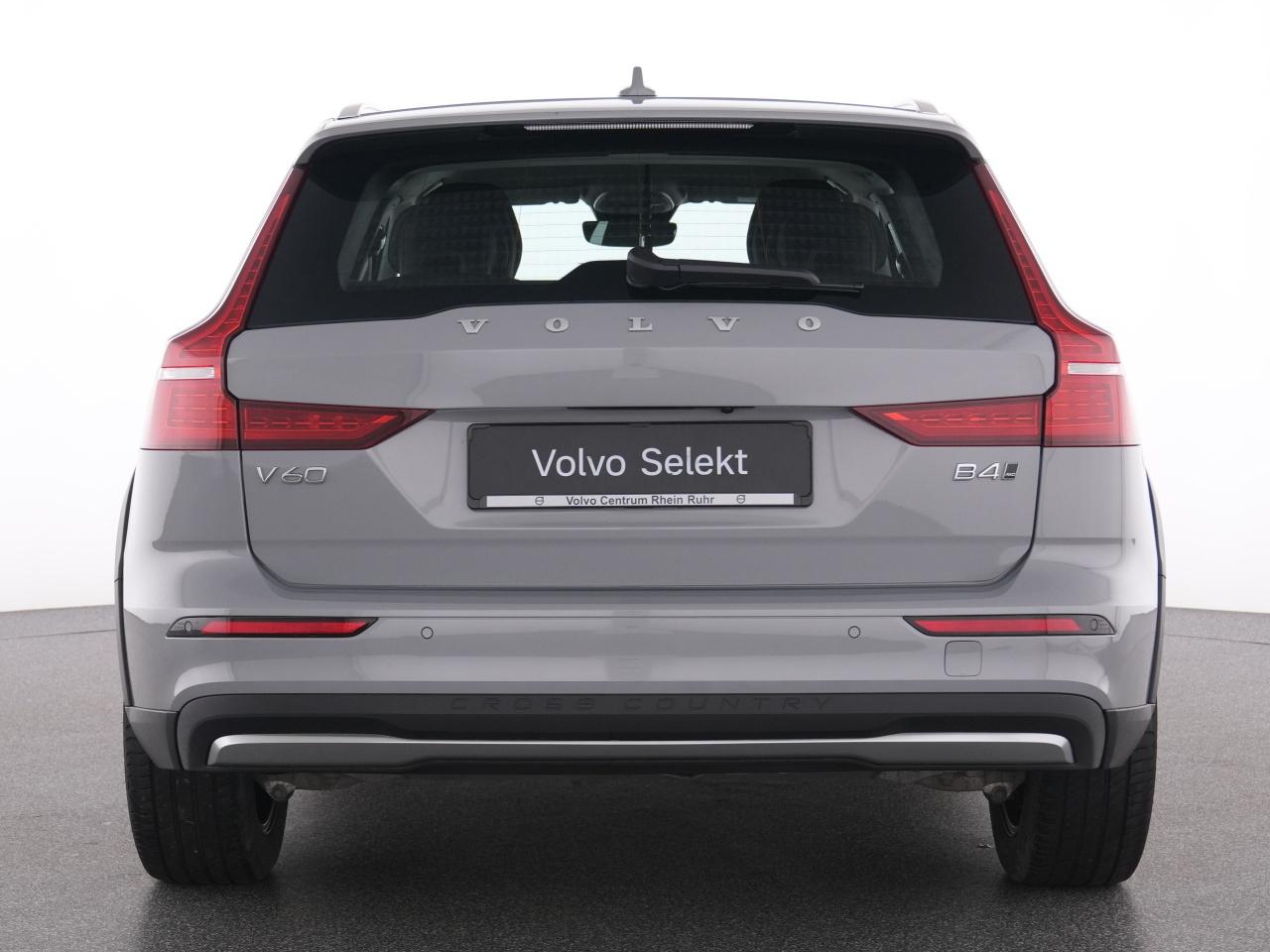 Volvo V60 Cross Country – Bild 16