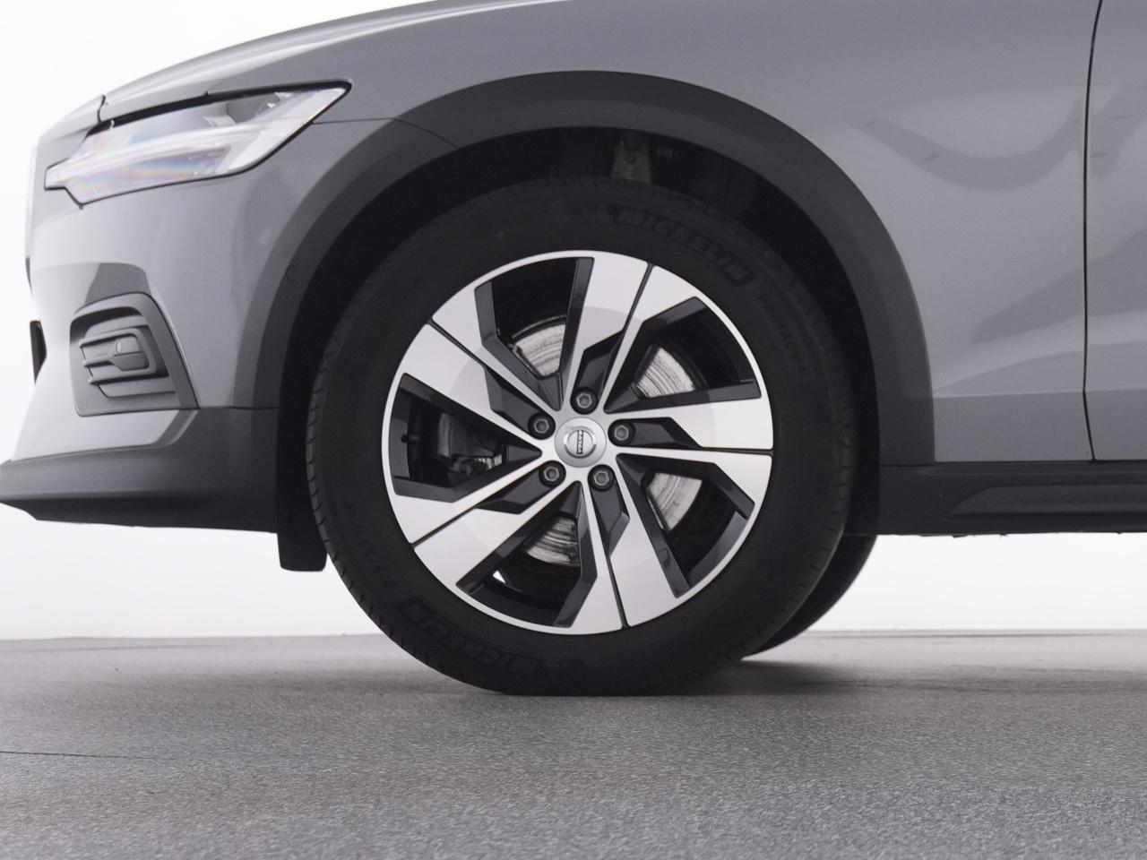 Volvo V60 Cross Country – Bild 20