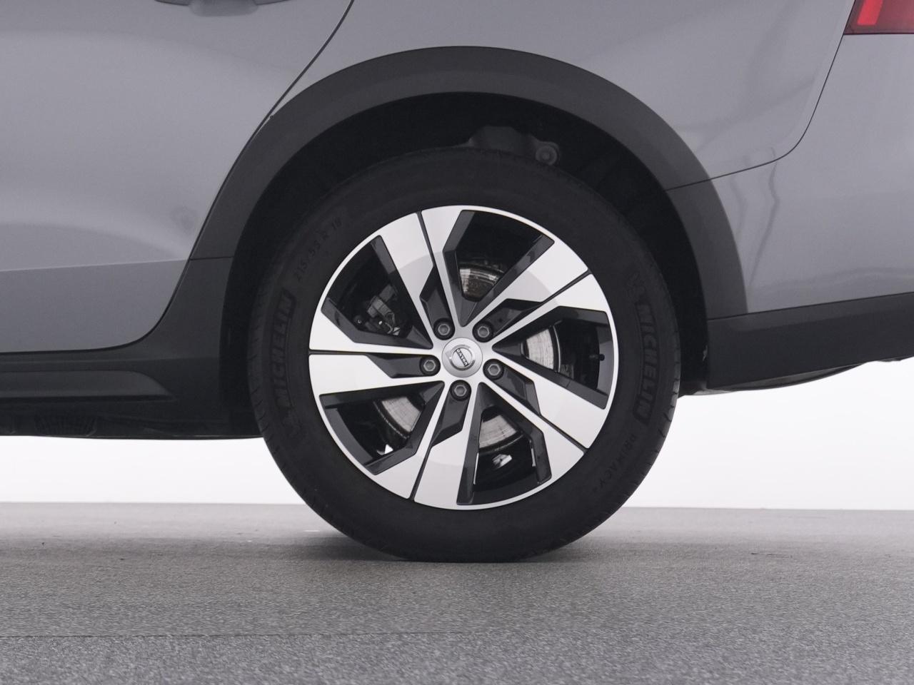 Volvo V60 Cross Country – Bild 21