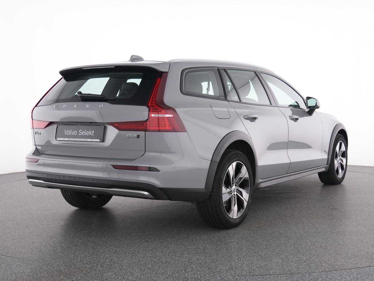 Volvo V60 Cross Country – Bild 3