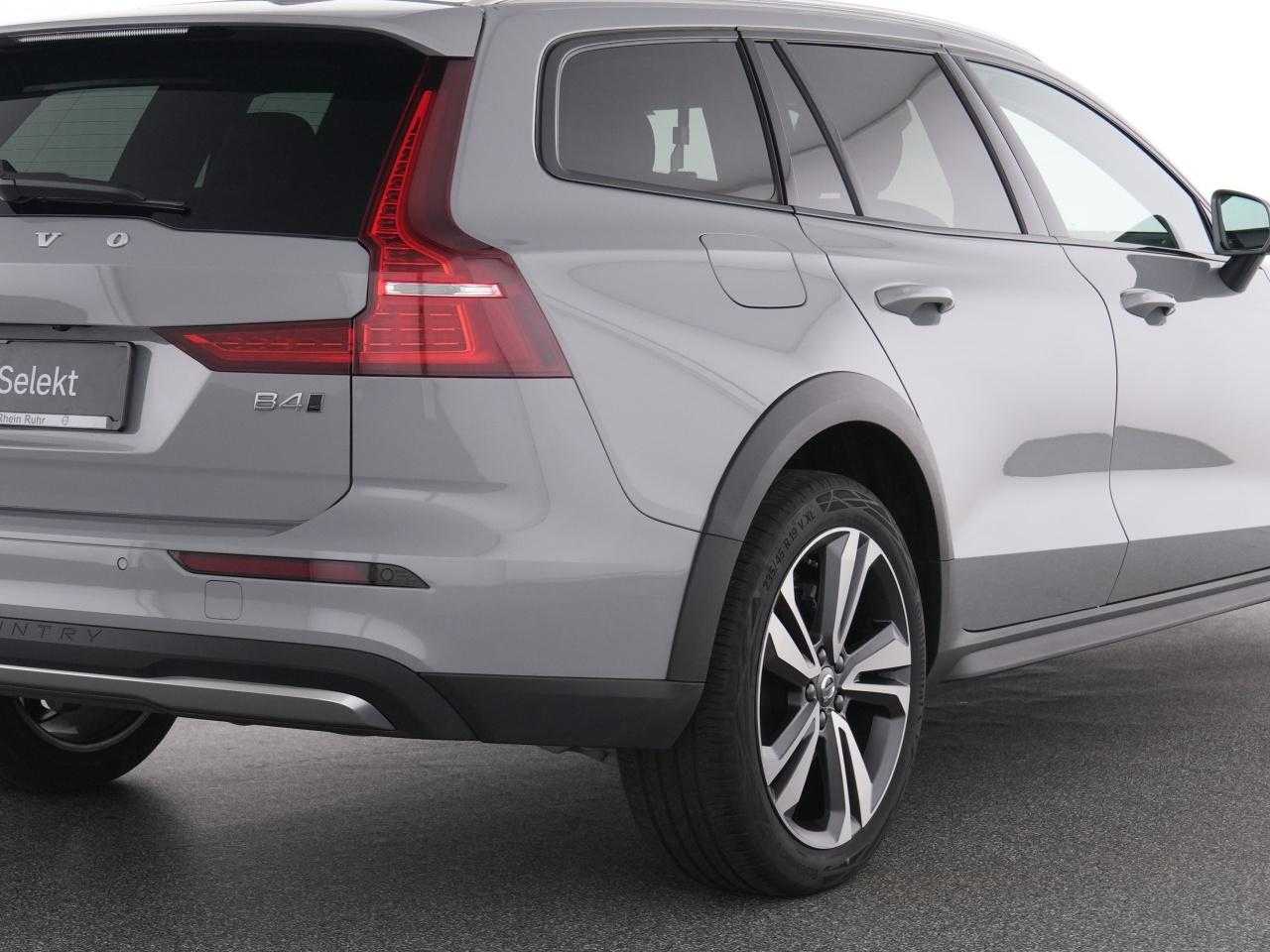 Volvo V60 Cross Country – Bild 10