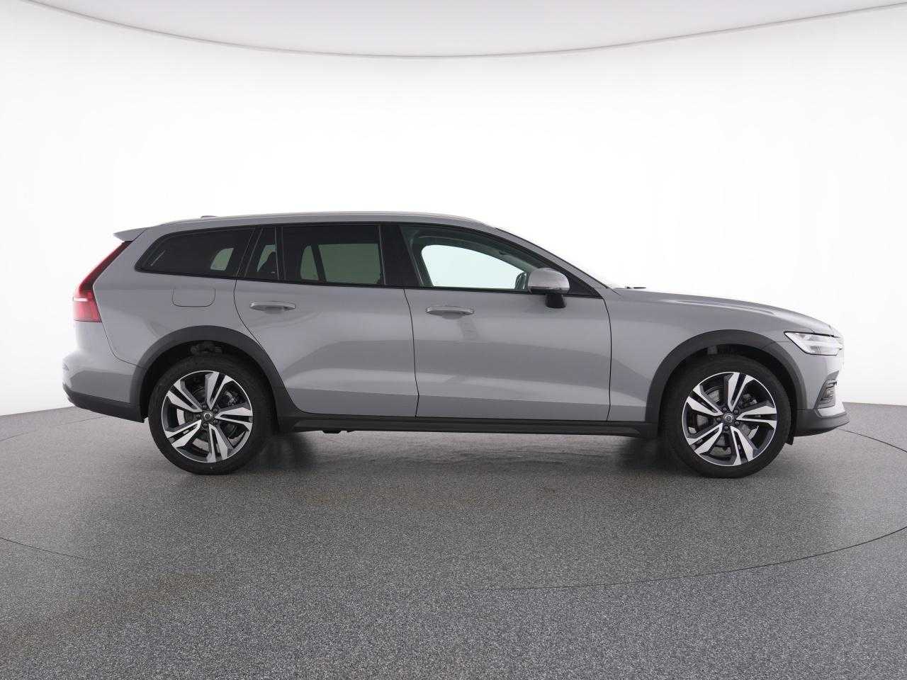 Volvo V60 Cross Country – Bild 12