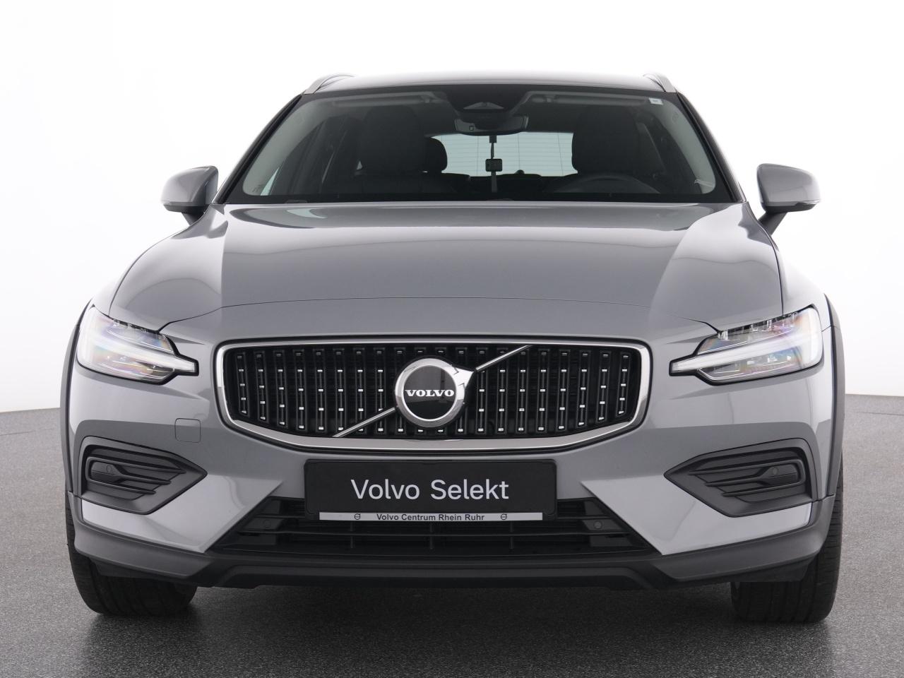 Volvo V60 Cross Country – Bild 15