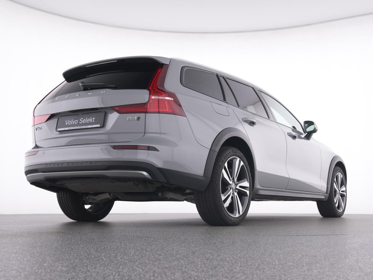 Volvo V60 Cross Country – Bild 8