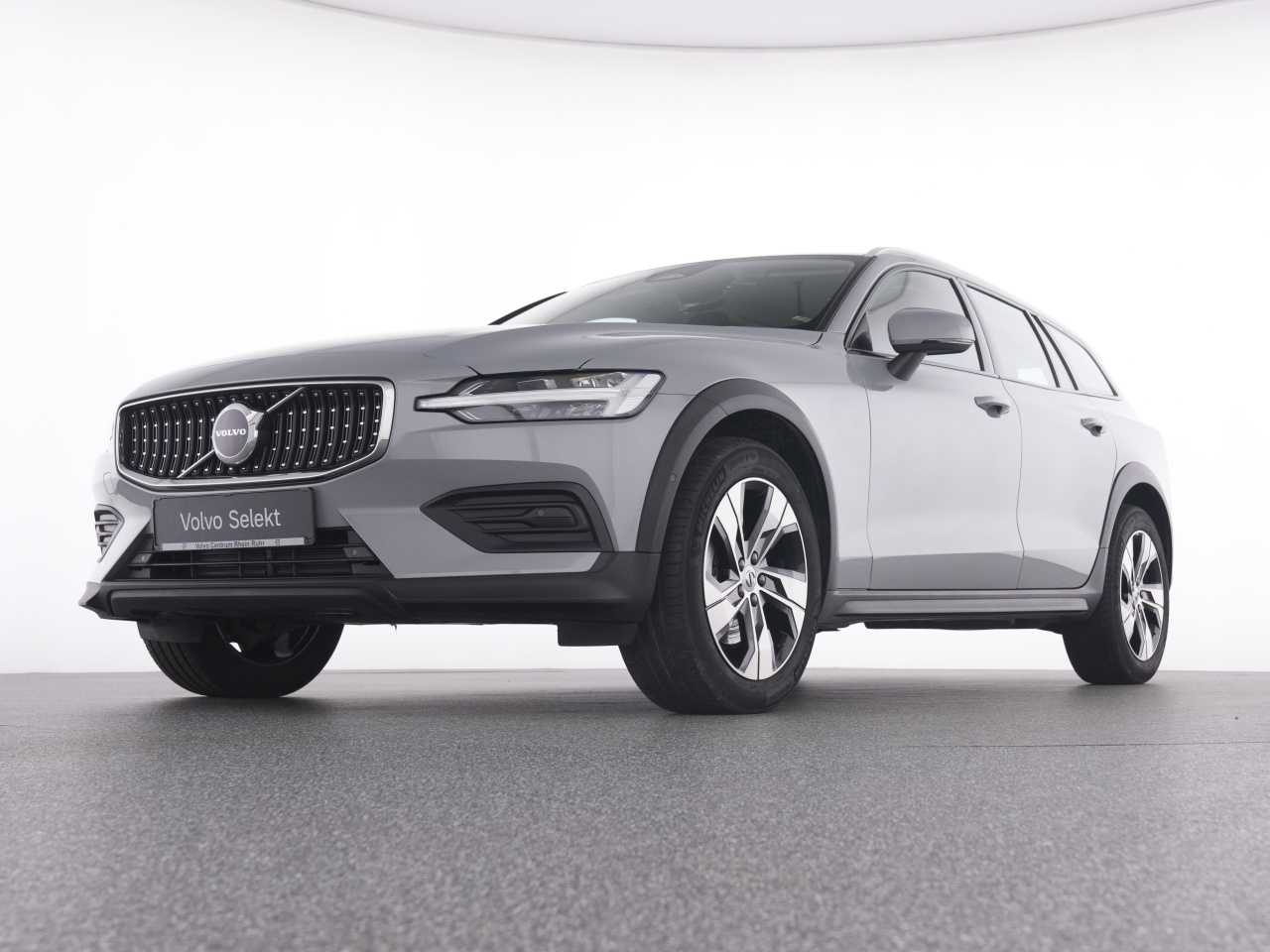 Volvo V60 Cross Country – Bild 7