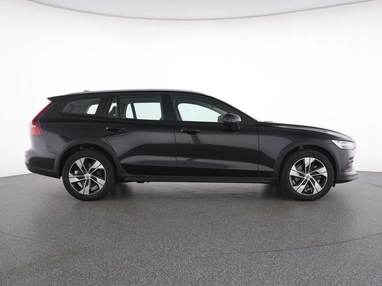 Volvo V60 Cross Country – Bild 12