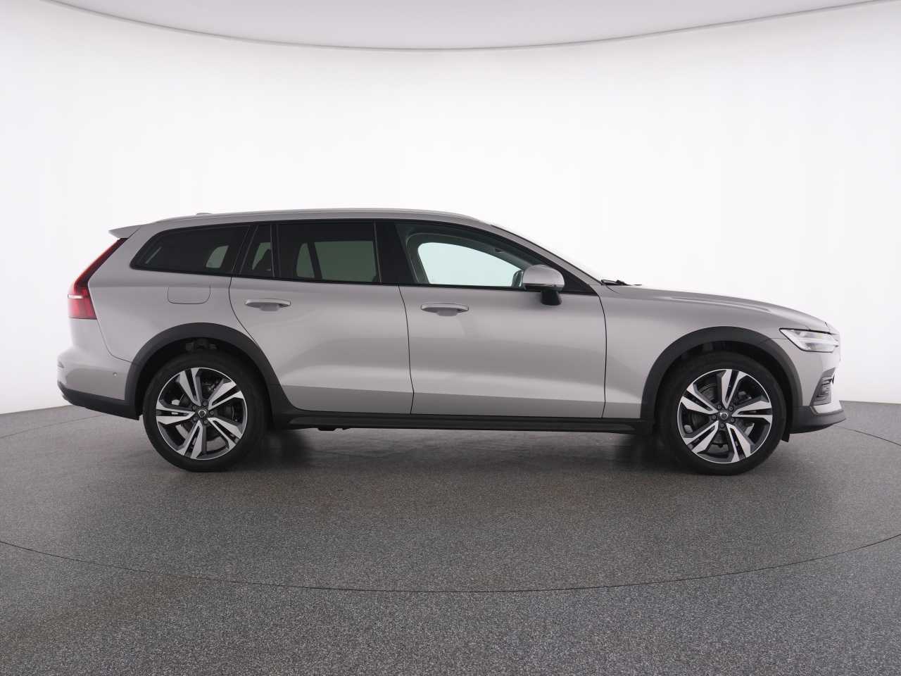 Volvo V60 Cross Country – Bild 12
