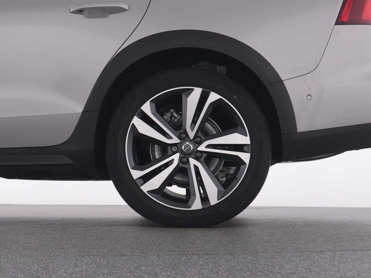 Volvo V60 Cross Country – Bild 21