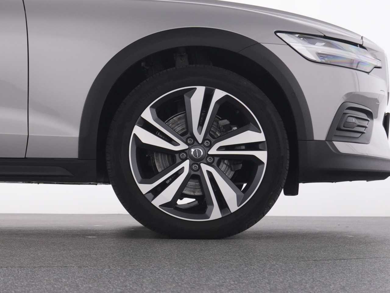 Volvo V60 Cross Country – Bild 22