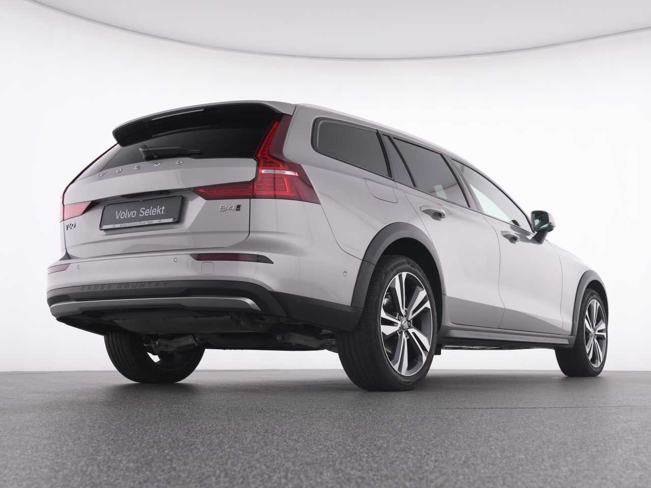 Volvo V60 Cross Country – Bild 8