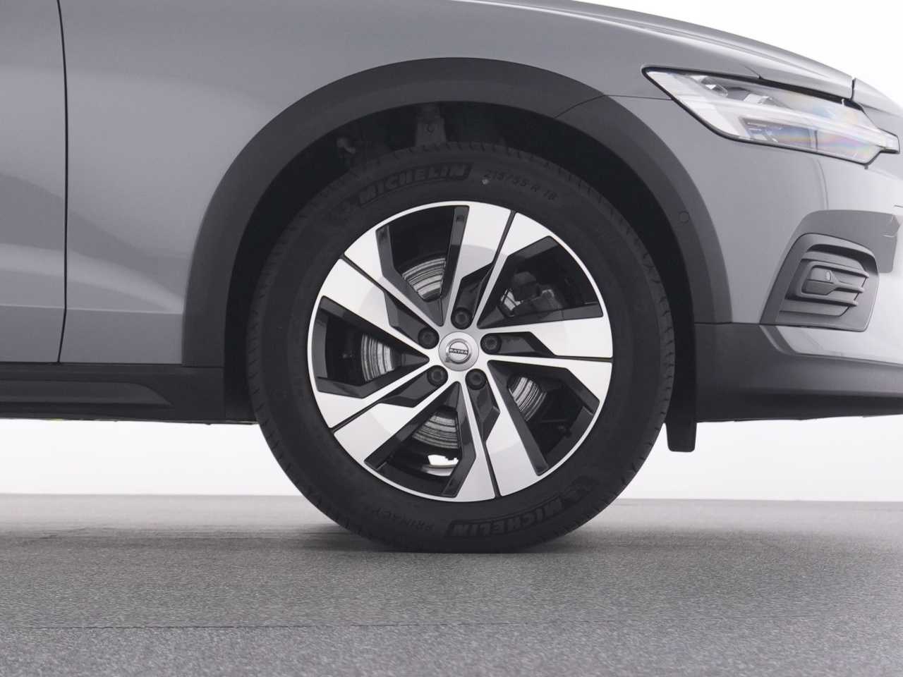 Volvo V60 Cross Country – Bild 21