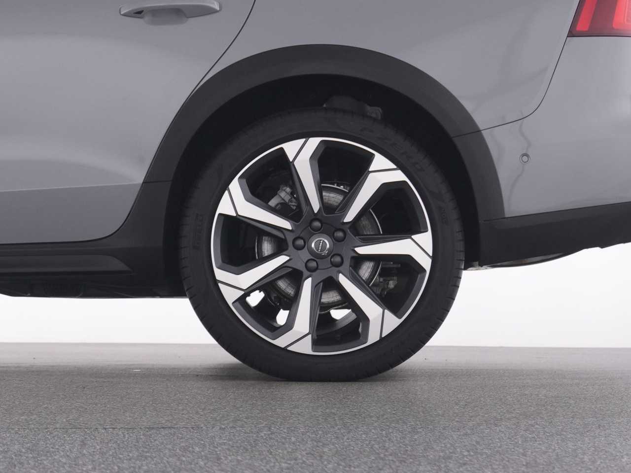 Volvo V60 Cross Country – Bild 21