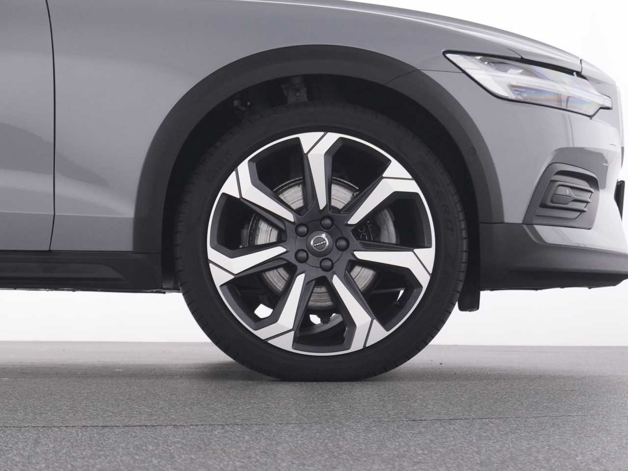 Volvo V60 Cross Country – Bild 22