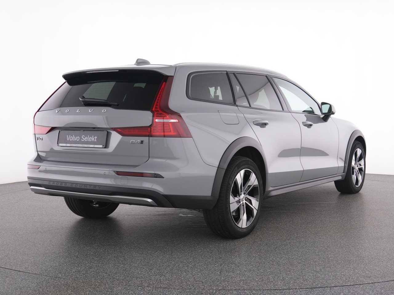 Volvo V60 Cross Country – Bild 3