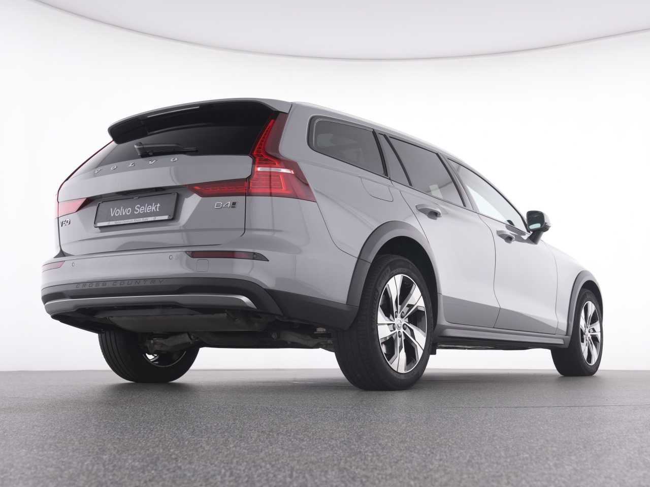 Volvo V60 Cross Country – Bild 8