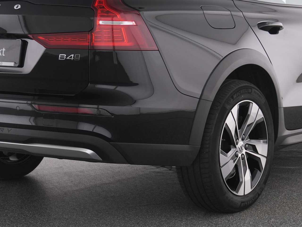 Volvo V60 Cross Country – Bild 10