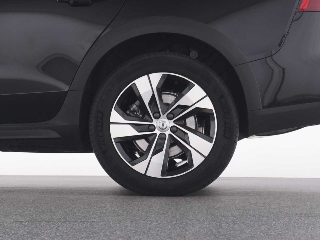 Volvo V60 Cross Country – Bild 21