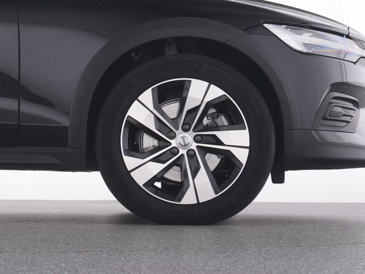 Volvo V60 Cross Country – Bild 22