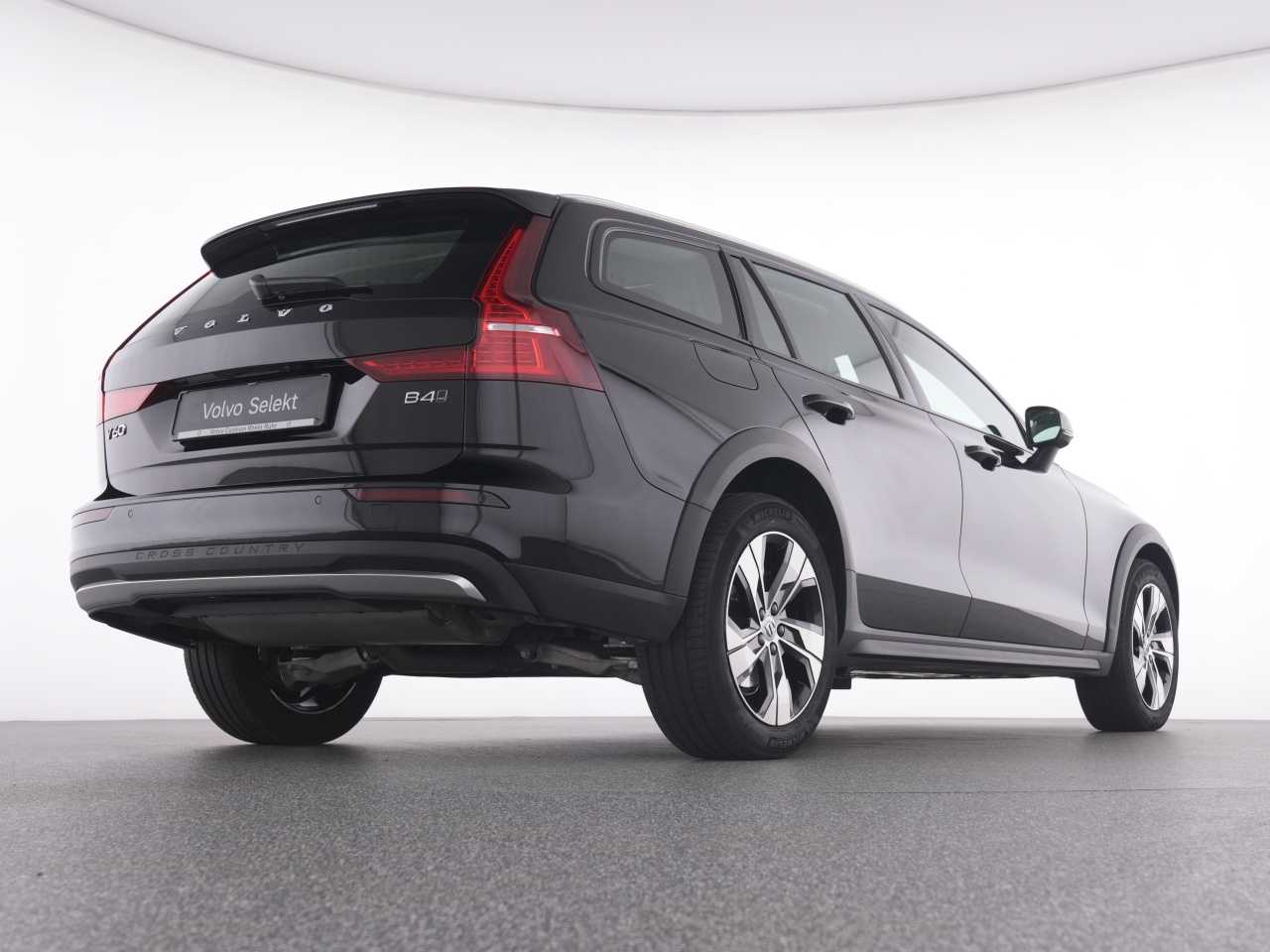 Volvo V60 Cross Country – Bild 8