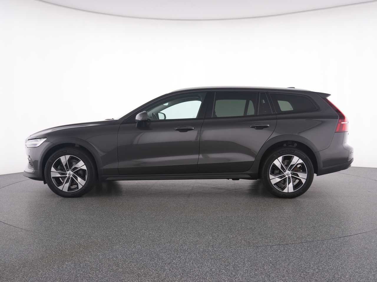 Volvo V60 Cross Country – Bild 11