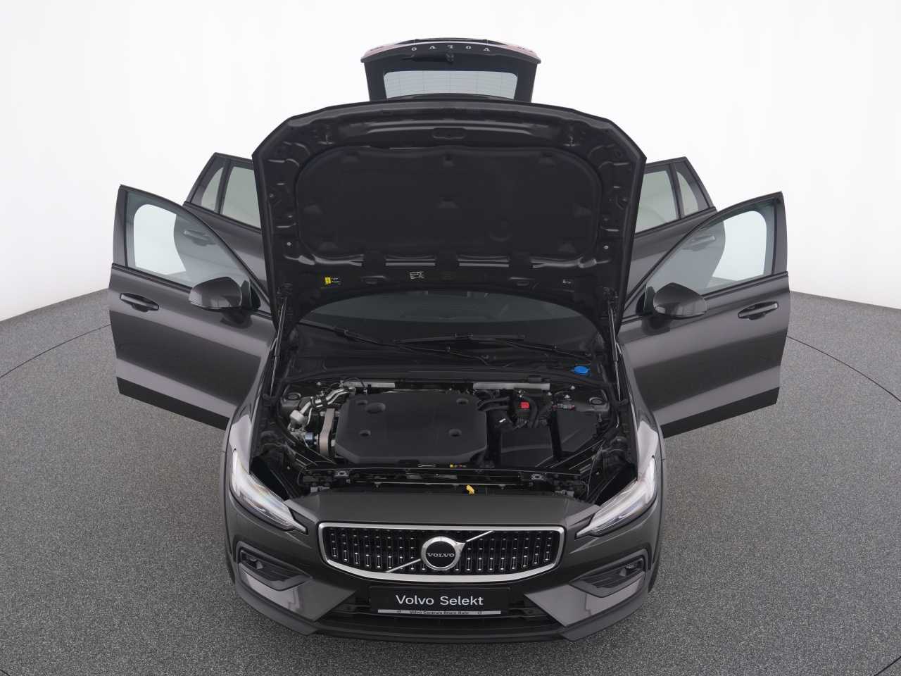 Volvo V60 Cross Country – Bild 13