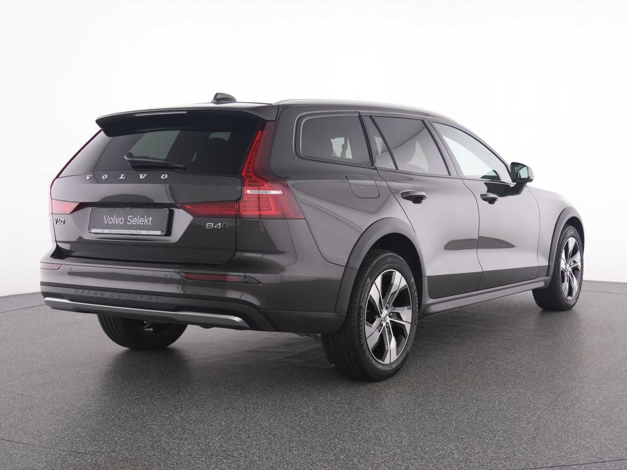 Volvo V60 Cross Country – Bild 3