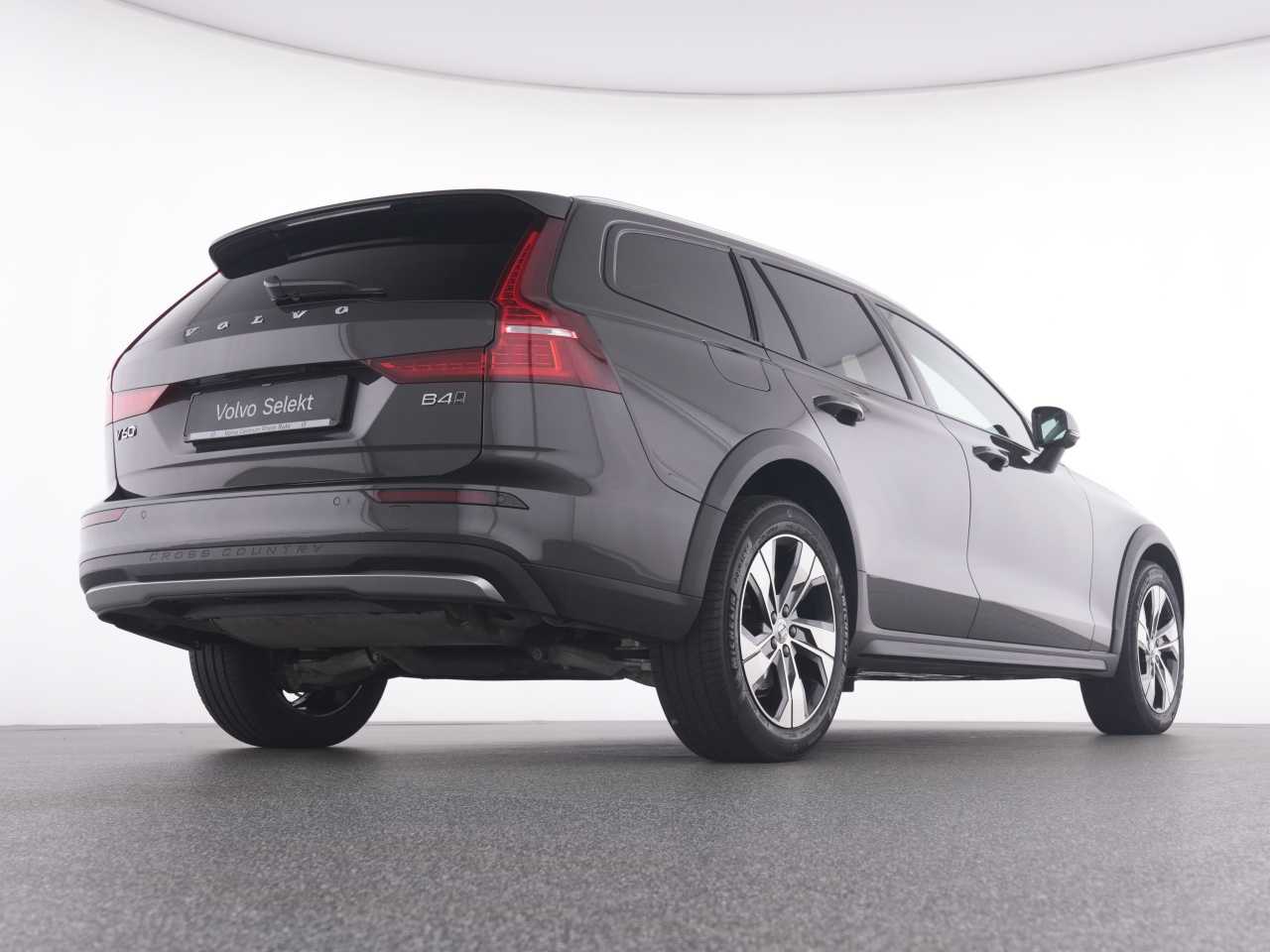 Volvo V60 Cross Country – Bild 8