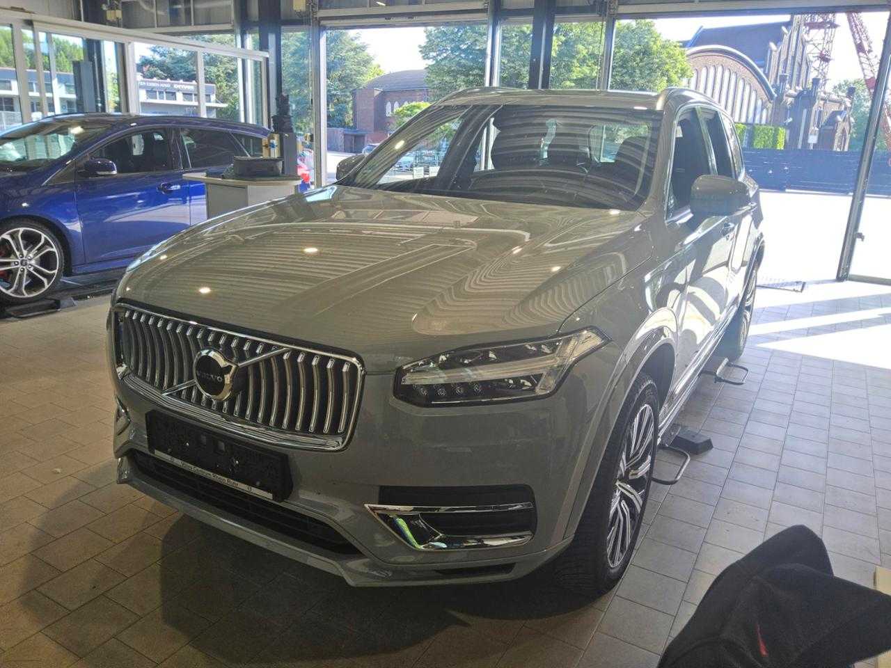 Volvo XC90 – Bild 2